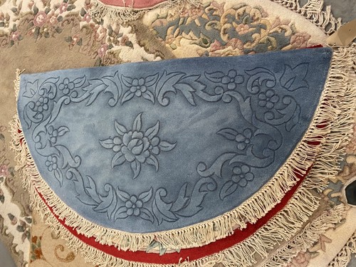 Brand new 100 - wool, rug